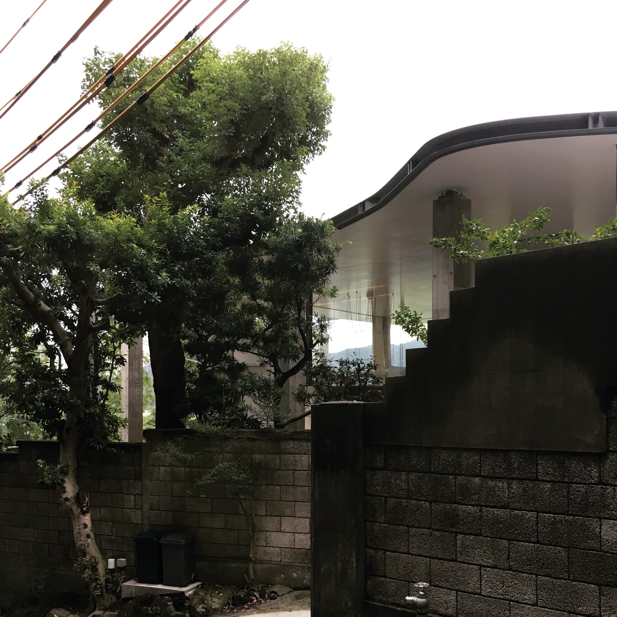 門脇 耕三 中川エリカ 桃山ハウス 取り合いがなく したがって境界を喪失し ある種の開放性を獲得している 門脇 耕三 中川エリカ 桃山ハウス 取り合いがなく したがって境界を喪失し ある種の開放性を獲得している
