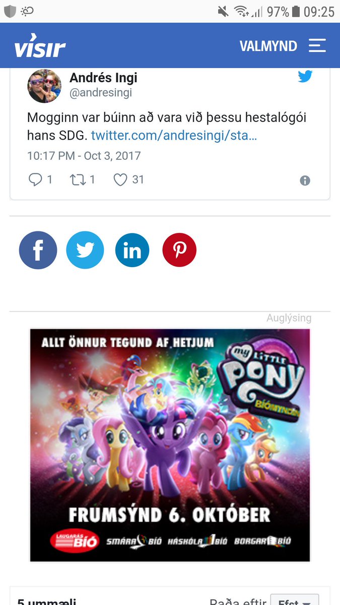 Auglýsingin undir greininni um twitter og nýja logo miðflokksins. Ætti ekki frekar að standa þarna "KOSIÐ 28. OKTÓBER"?