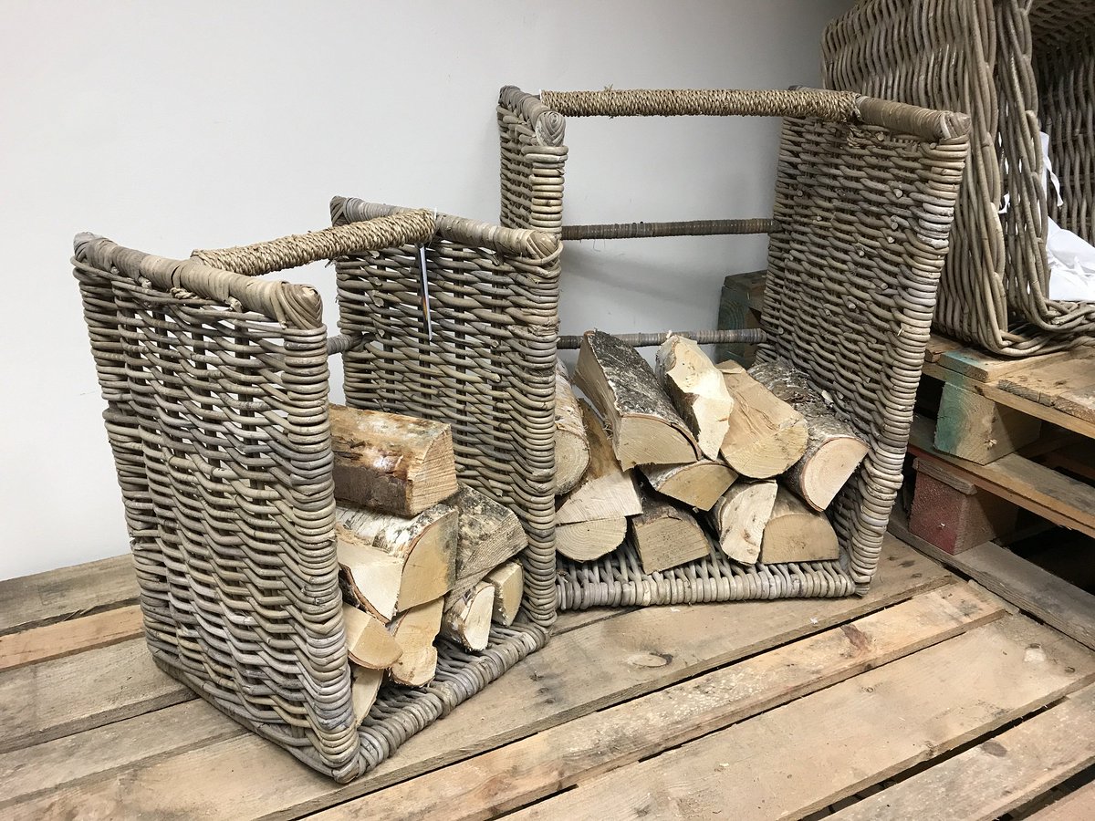 Manorfireside's tweet image. Brand new log stores available! Real rattan with seagrass features! Perfect for a modern log storage solution #rattan #fireside #logstorage
