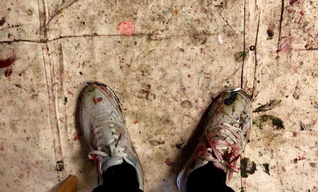 LincolnTownley's tweet photo. This is what happens to my shoes when I'm in the studio working on #Hell2018 workinprogress #lincolntownley #lincolntownleyart #paint https://t.co/Vta0DZXnoH