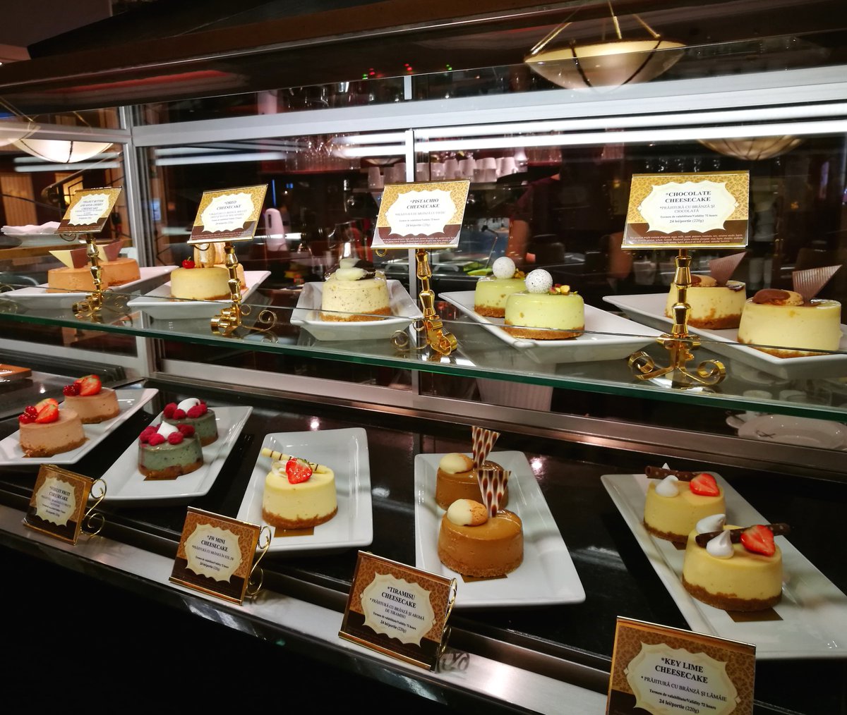 JWMarriottBuhro's tweet photo. Current mood: cheesecake.

#cheesecake #Travel #Bucharest #JWMarriott https://t.co/VqR2fBPwma
