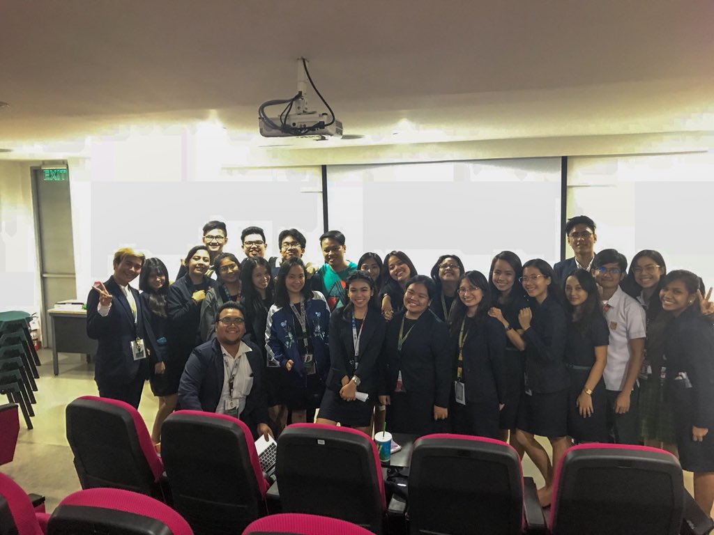 FEUMkSC's tweet photo. And that’s a wrap for LINKED: Entrepreneurship in the Age of Technology! Massive thanks from your FEU Makati Student Council. #BeLinked https://t.co/cFXLb090MQ