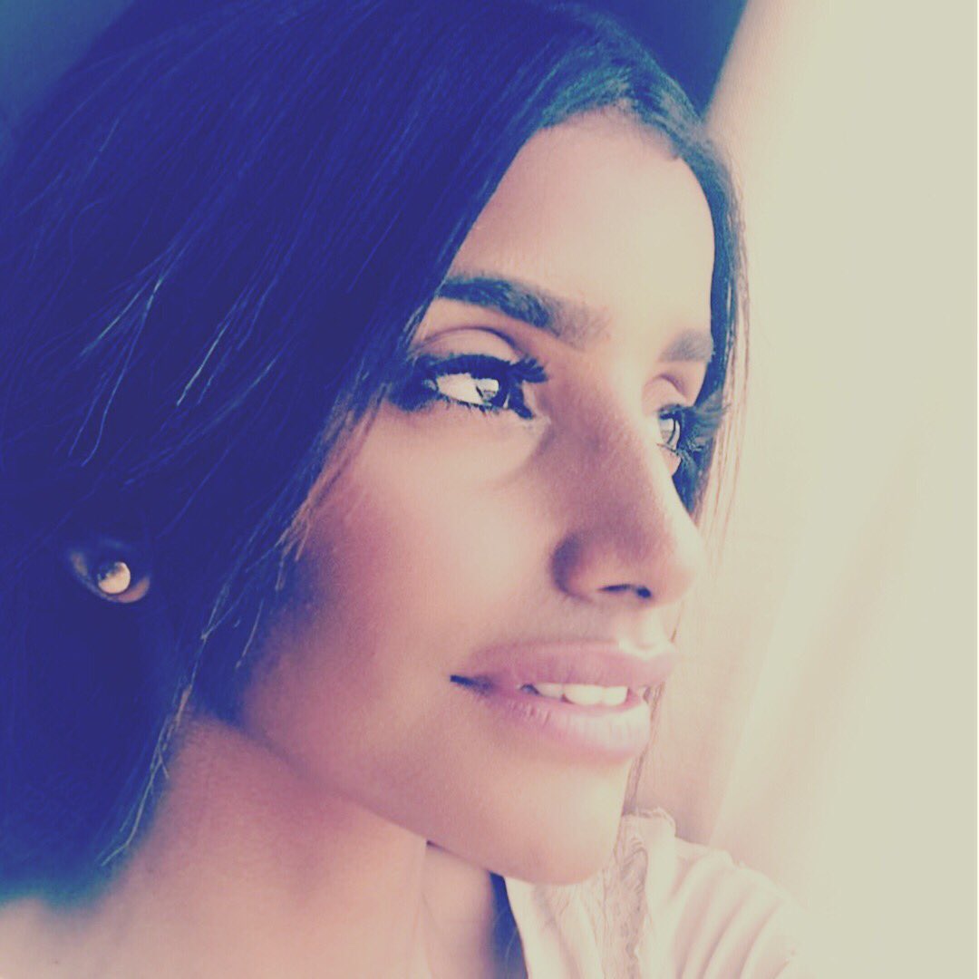 Moudimodel's tweet photo. #look_forward , to have successful life and these looks means how bad I'm feeling this 💪🏽 https://t.co/fOvbLcZw8Y
