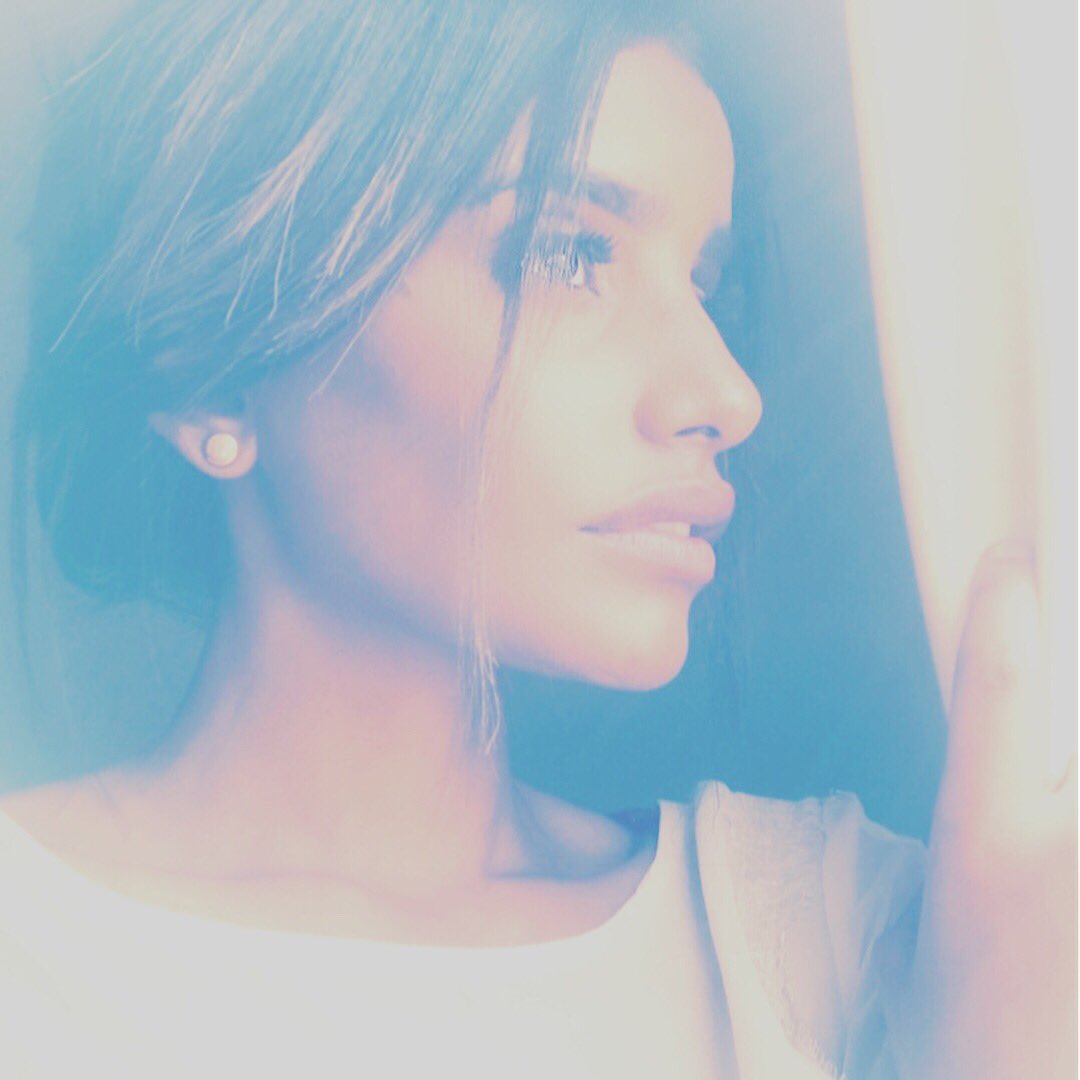 Moudimodel's tweet photo. #look_forward , to have successful life and these looks means how bad I'm feeling this 💪🏽 https://t.co/fOvbLcZw8Y