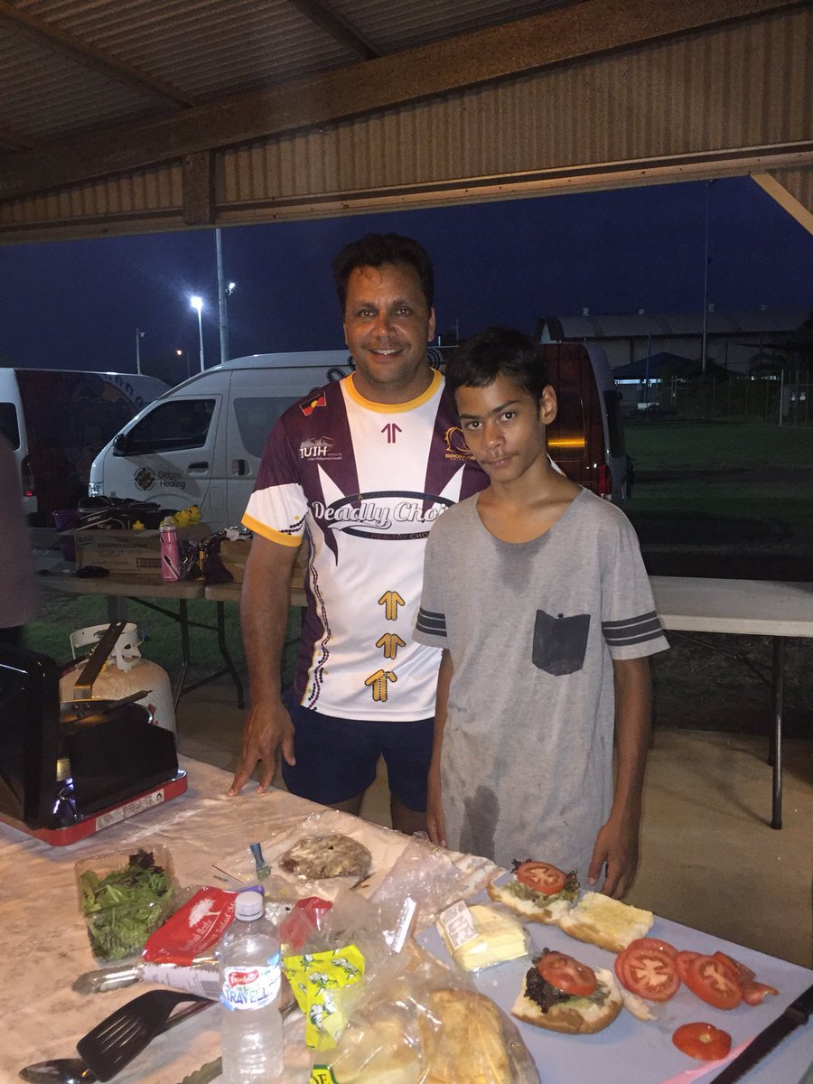 DeadlyChoices's tweet photo. Our Good Quick Tukka cook off between SR &amp; JYY was a success. It’s important for our kids to understand a heathy diet is a Deadly Choice🍉🍐🍇 https://t.co/XqZxazSt5j