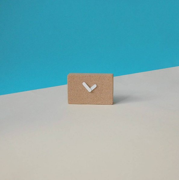 Ubikubidesign's tweet photo. Niu Clock is our fun and friendly time teller. Design by Dragoș Motica. Find out more: https://t.co/x1ObeTtvMb
#ubikubi #design #office https://t.co/P7bmXl8RK6