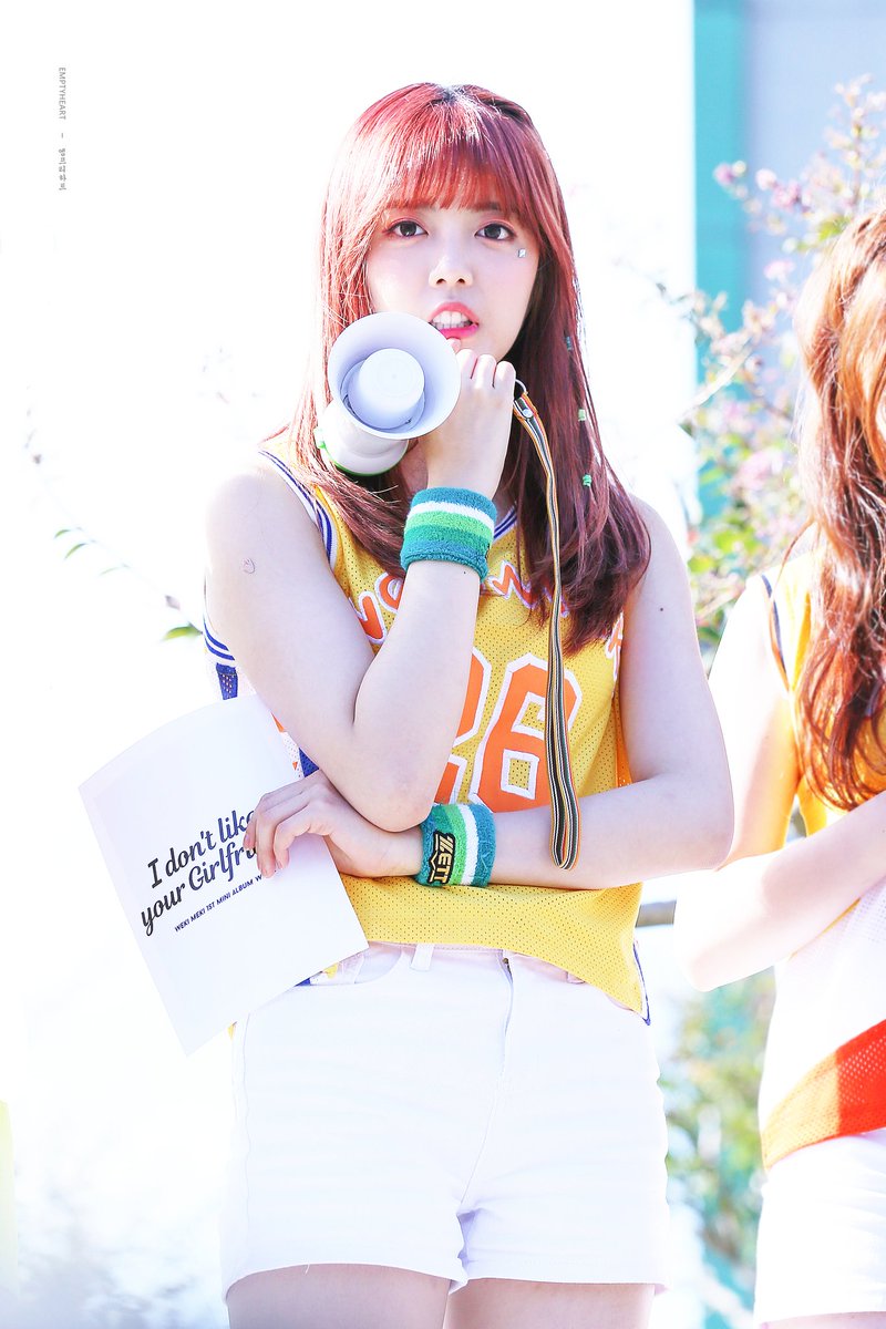 19970420_com's tweet photo. 170929 뮤직뱅크 미니팬미팅

#위키미키 #WekiMeki #지수연 #수연 #JiSuyeon #Suyeon https://t.co/RLeGVxH2eA