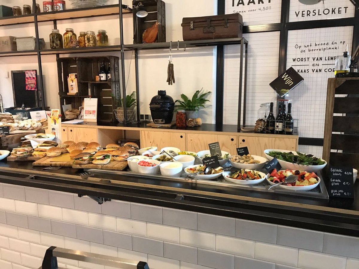DeHallWoerden's tweet photo. Het BeursvloerBurgerMenu van @DeHallWoerden al gespot?!?!?
#vandaag!
#Beursvloer van @SamenvrWoerden in #deHALL. Tot dan! https://t.co/1r2OnvpbTI