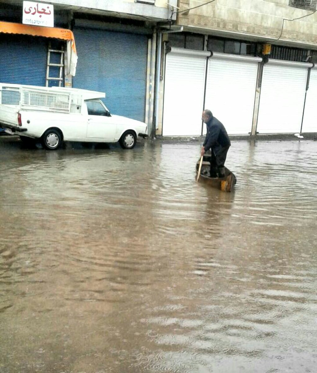 sobhan1371's tweet photo. باز هم آبگرفتگی در #لنگرود 
چرا شهر مارو به عنوان شهر #ونیز۲ ثبت نمیکنن https://t.co/eqkl7ozWE0