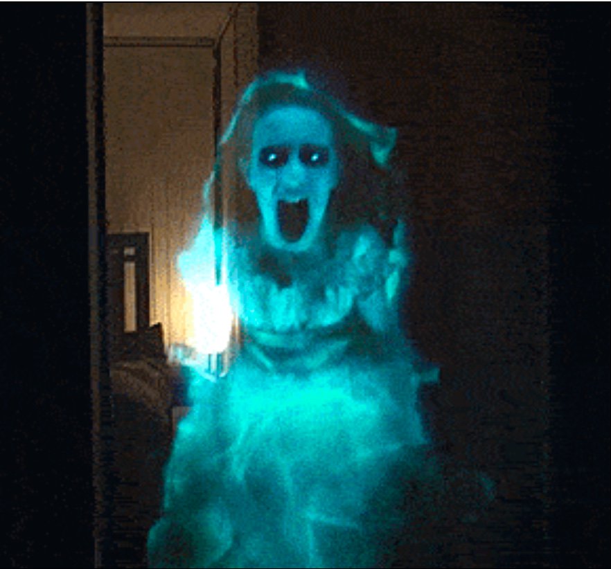 GamesHubStore's tweet image. HAPPY HALLOWEEN..AND ALL YOU’VE GOT IS A PUMPKIN?! Check THIS out. Scare your neighbours with this scary hologram :) gameshubstore.com/product/atmosf…