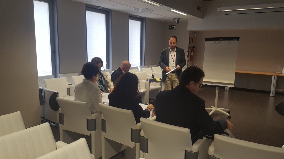 merhg's tweet photo. Las redes de aprendizaje como #ForosCEG #AAPP @Club_Excelencia fundamentales para #mejora #innovación función pública @Isdefe_ #ModeloEFQM https://t.co/VNqR0bcjOO