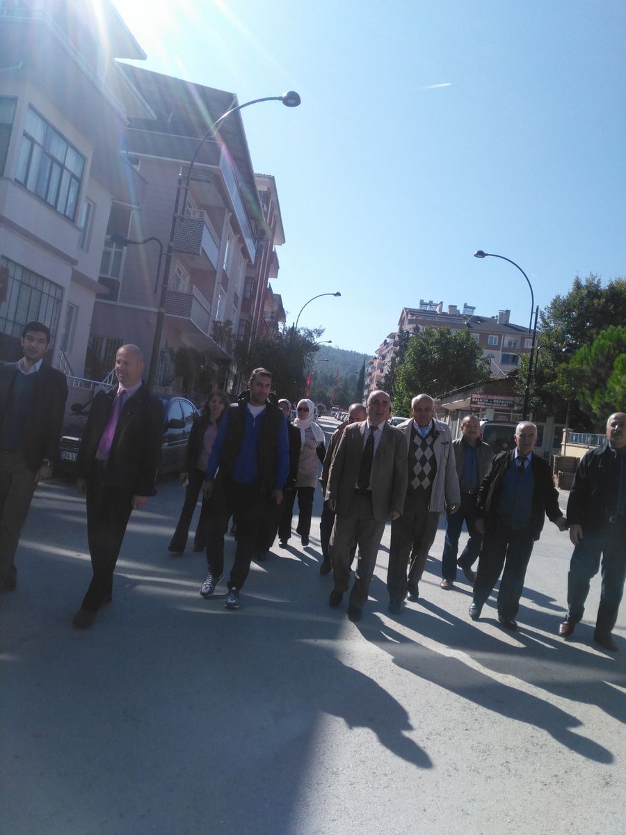 Sinop_HSM's tweet photo. #HerGün10BinAdım #DünyaYürüyüşGünü Boyabat Toplum Sağlığı Merkezi Yürüyüş Etkinliği https://t.co/pQetEkuLmA