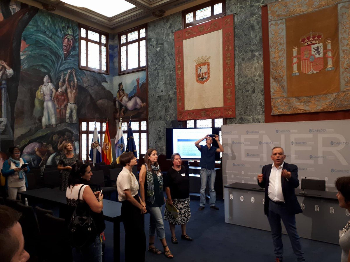 mapo_project's tweet photo. Our study visit continues in the  "Cabildo de Tenerife". 
#MAPO #migration #integration https://t.co/J0QiiwPK84