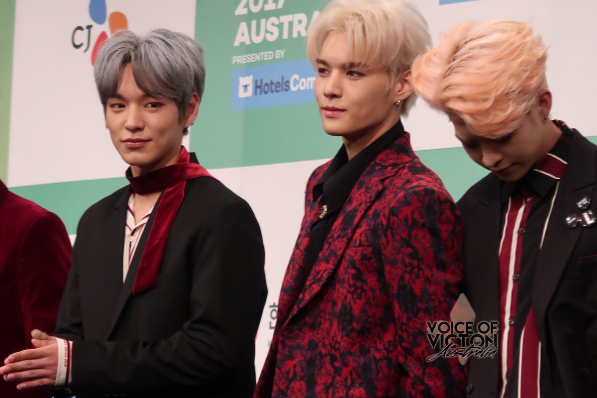 VICTON_Aus's tweet photo. #VICTON #Alice #VoiceOfVicton #KCon17 #KConAus #redcarpetevent #Heochan #Chan #Sejun #Subin https://t.co/ZN1307z1LL
