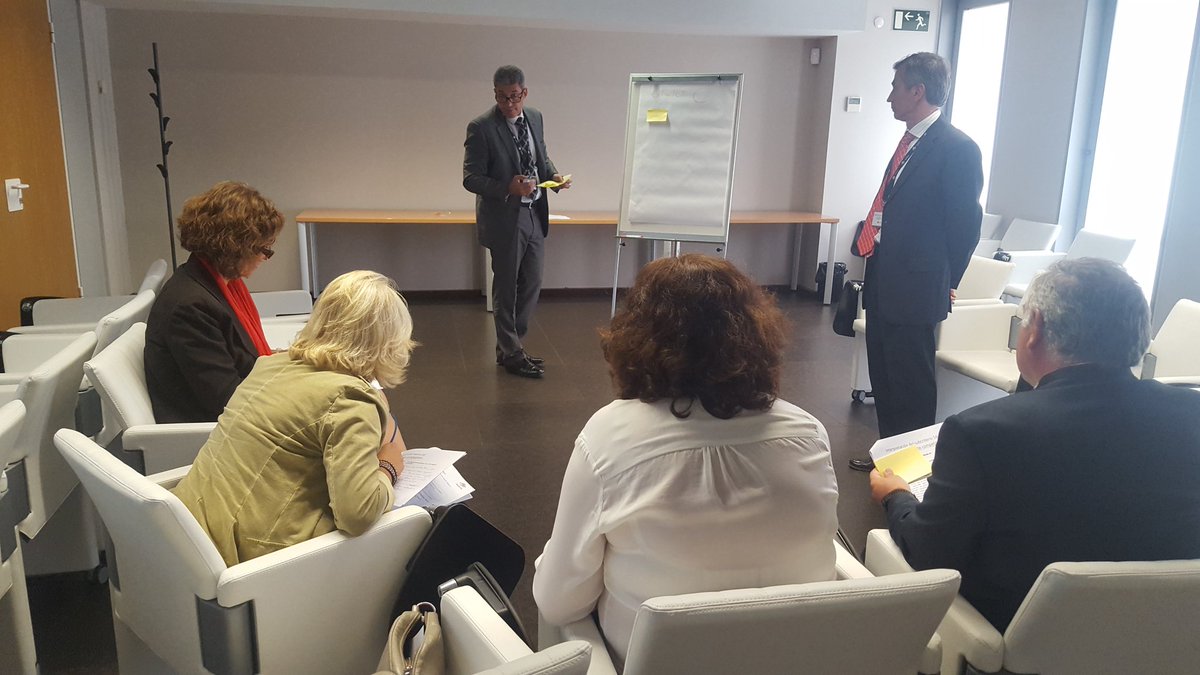merhg's tweet photo. Ejemplo de #apoyo #solidaridad entre #AAPP usando #inteligencia colectiva para #mejora #gestión pública #ForosCEG @Club_Excelencia @Isdefe_ https://t.co/XmgO86jYgD