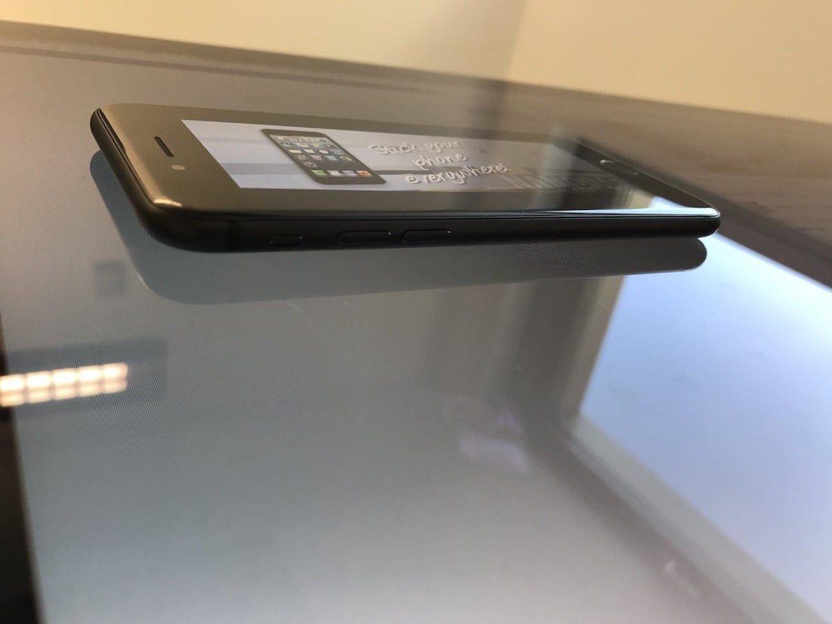 ICYMI: Smartphone Pad by <a href="/NanoSuctionPad/">NanoPad</a> gdfl.us/nanopad This device holds your phone on any surface! #lifehacks 😄