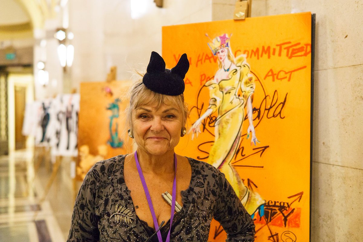 Fashion Scout tweet media