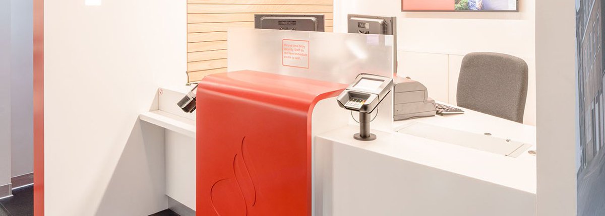 ZolidServices's tweet photo. Hi to all @BizHour. A form of installation we excel in is the fabrication of Bespoke reception desks #UKBusinessLunch #WorcestershireHour https://t.co/i76fdPJ0uB