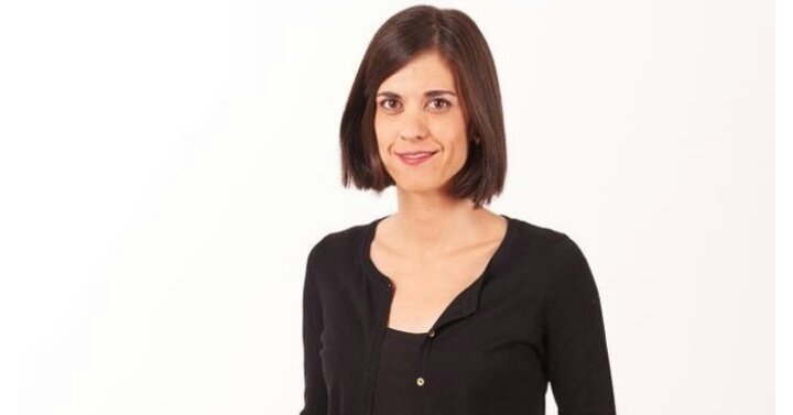 totgira's tweet photo. ⚠ Felicitats, @mariaguixa! La nostra "dona d'aigua" rep el Premi  a la Comunicació Esportiva i Social de la @RFEN_directo. Ets gran! ☺ https://t.co/uQMIkmX5DP