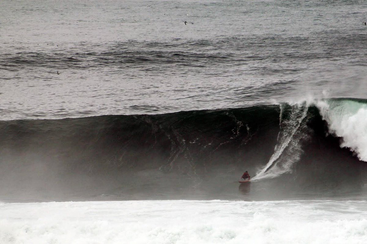 Boardmasters (@boardmasters) on Twitter photo Who better to push Newquay's infamous Cribbar to it's limit than Big Wave surfer and local <a href="/tombutlersurf/">Tom Butler</a>! ๐
Photo: Wild West Photography Who better to push Newquay's infamous Cribbar to it's limit than Big Wave surfer and local <a href="/tombutlersurf/">Tom Butler</a>! ๐
Photo: Wild West Photography