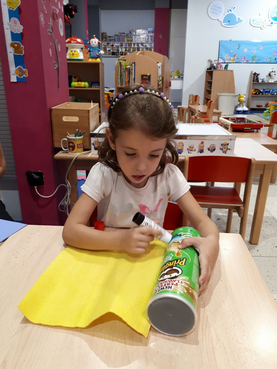 CCMiradorcuenca's tweet photo. Originales botes de galletas 🍪 🍪  made in #ClubCalipso. https://t.co/8h2R1DYPET