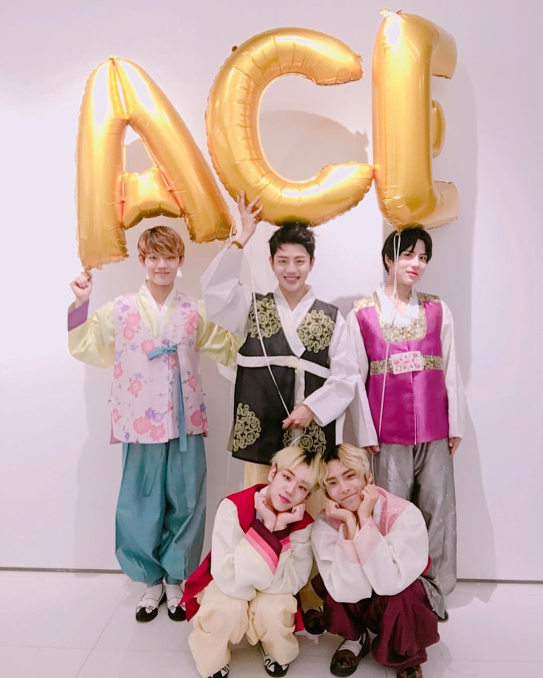 DLSkKNhUQAEmWyx.jpg:large