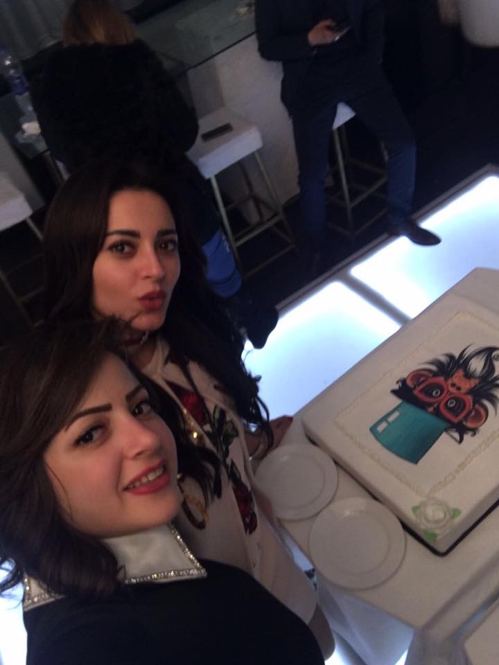 keira_elsabbah's tweet photo. #تحب_اكل_البيت_او_المطاعم
#زد_رصيدك2
#شنو_استفادو_منك_فلورزك
#كل_ما_تطري_علي_بالي_اقول
#ايران_تزج_الاطفال_بالقتال
#sohntlv2017
#Sukkot https://t.co/f7SpdaG2bK