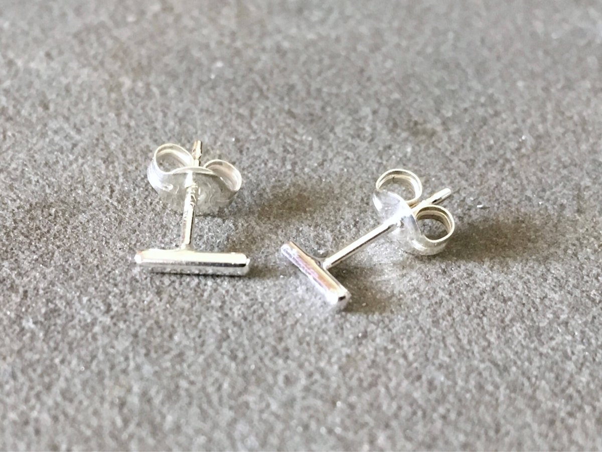 SilverSculptor's tweet photo. Bar Studs, Dainty Bar Earrings, Minimal Studs, Contemporary St… https://t.co/n3WHOQL0ij #SilverSculptor #SimpleStuds https://t.co/oj77GIB7vN