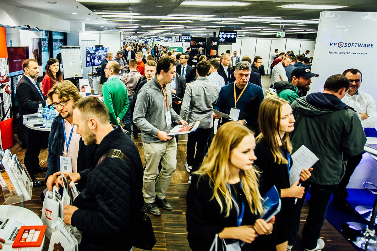 PureExpo's tweet photo. Dziękujemy że byliście z nami podczas #IT #FUTURE #EXPO i #IT #CAREER #SUMMIT 2017! 
Do zobaczenia za rok na @PGENarodowym! :) https://t.co/AUTIZwaBFj