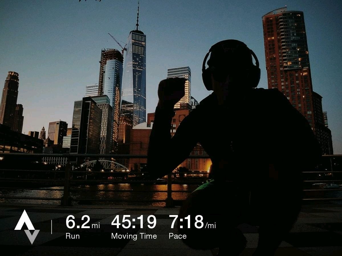Casey's tweet photo. city is magical early in the morning https://t.co/dSQoqTbzDc