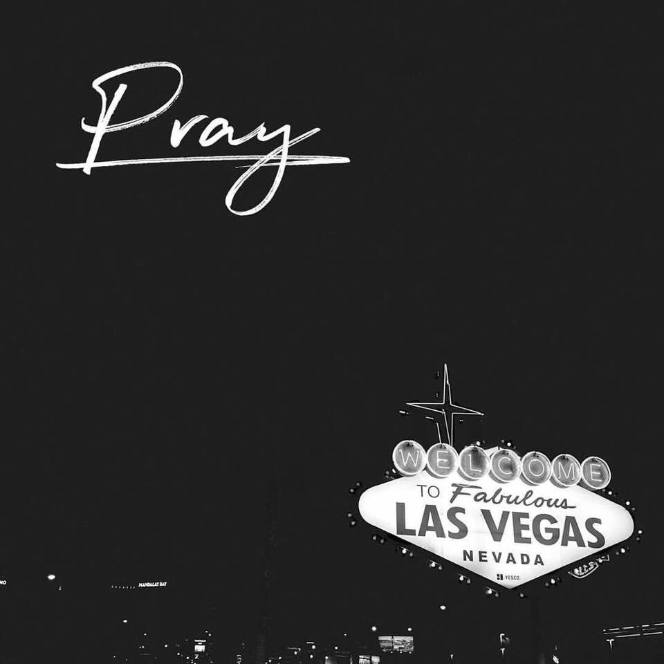 candyebell's tweet image. Headed to Vegas! 🙏🏻♥️
 #RFConvention2017 #PrayForVegas