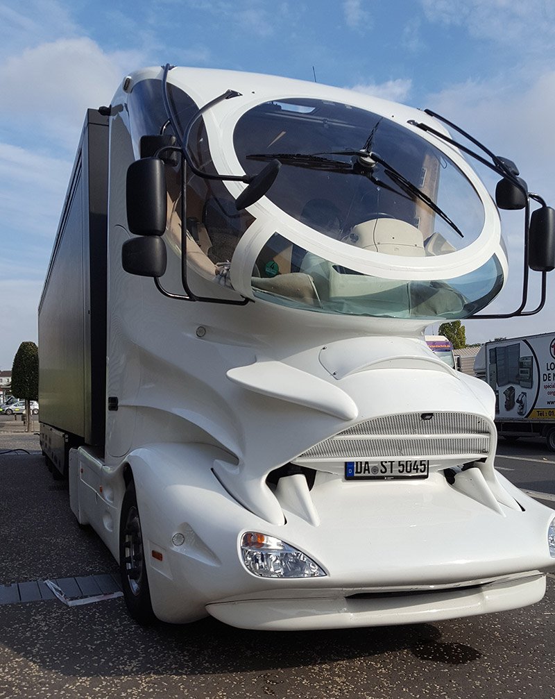 RoadEvent's tweet photo. @RoadEvent accompagne Pioneer au salon #VDL jusqu’à dimanche. #BtoB #BtoC #ShowroomPro. Découvrez nos prestations : https://t.co/b2ffDuIXg8 https://t.co/bjqwIKZ40O