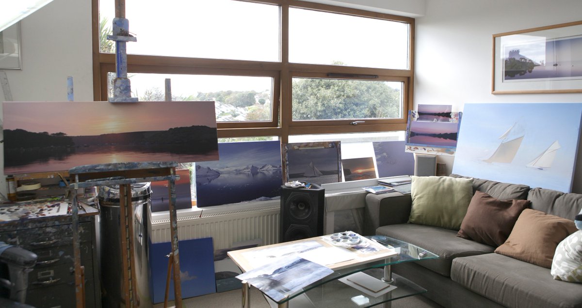 Jamiemedlinart's tweet photo. Thought the studio looked busy this morning! #painting #classicyachts #photorealism #sailing #yaching #cornishscenes https://t.co/sImTG67sGW