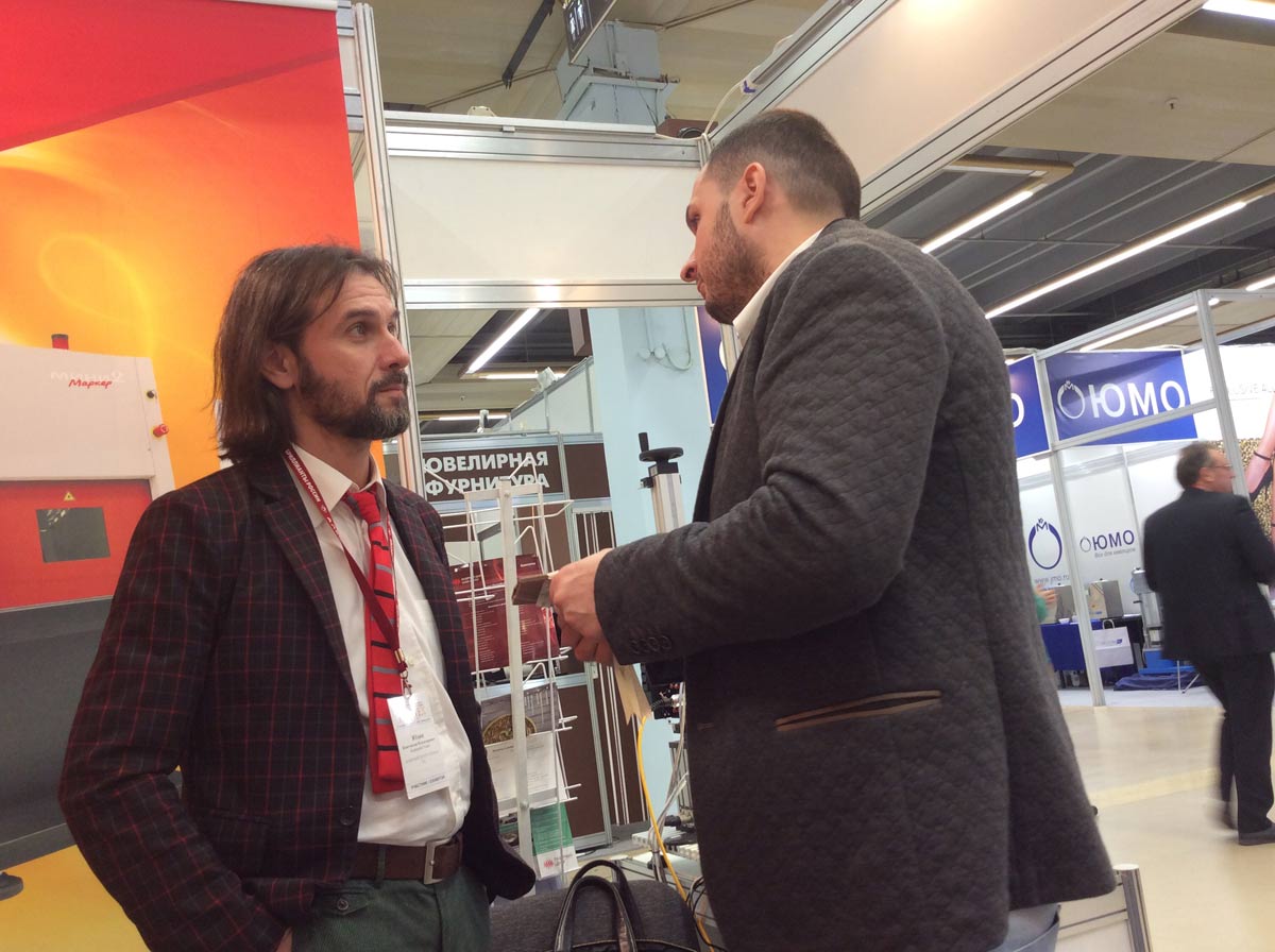 newlaser's tweet photo. Лазерные станки для ювелиров показала компания "Лазерный Центр" на выставке #JUNWEX в Москве https://t.co/mMW0JUsW9R https://t.co/aMEhXfys9F