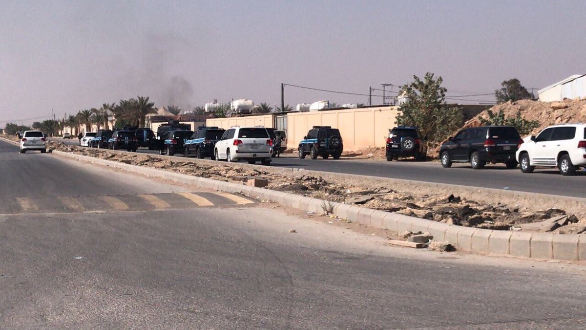 RoozParis51's tweet photo. #امن_الدوله_يدك_وكر_الخوارج
#الامن_يحاصر_الدواعش  بصوت وآحد نيران بنادقنا عليكم لامفر ياجندالخرافة اليوم موعدكم هٌنا https://t.co/aFrSU40PFa