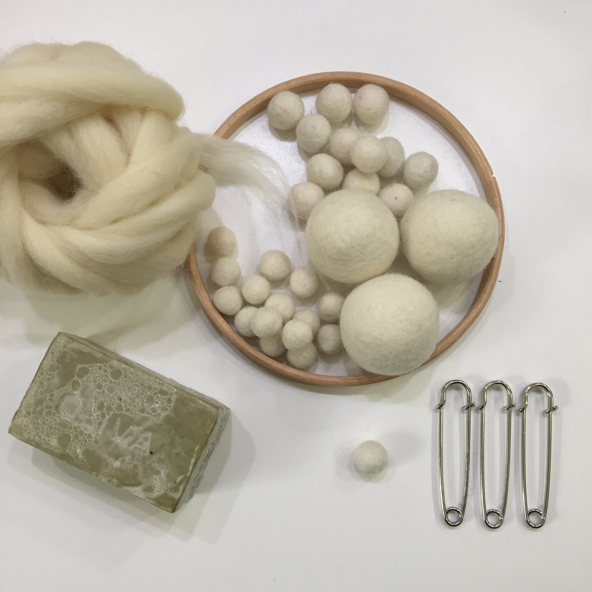 madebyand's tweet photo. #andmadelikes #WIPwednesday #felt #snowberries & #snowballs - #wooltops & #oliveoilsoap - #upstairs @ManchesterCraft https://t.co/Ro9QWB3vLE