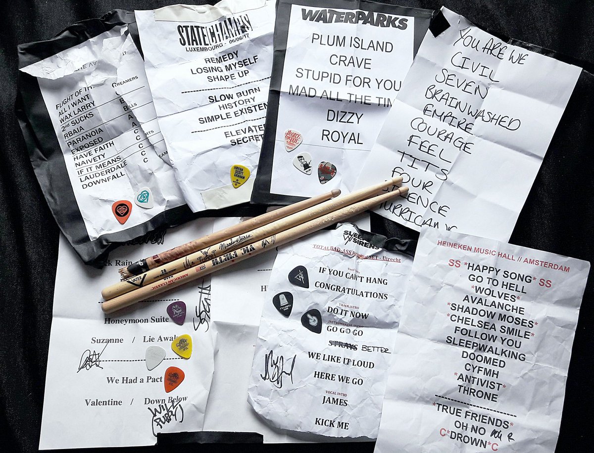 RT FOR GOODLUCK DURING CONCERTS