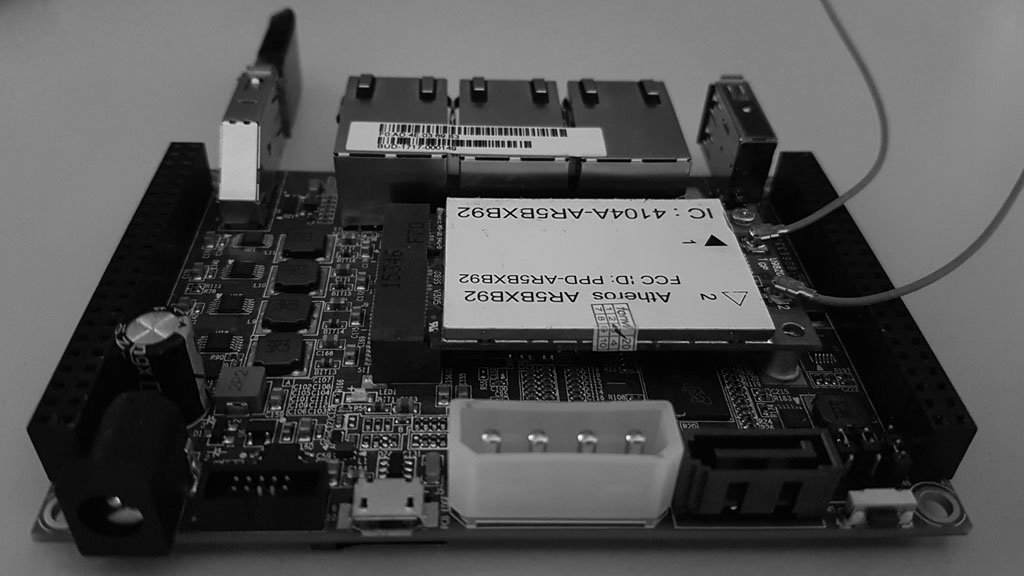 armbian's tweet photo. GlobalscaleTech @marvellsemi pwrd #EspressoBin #IoT #Docker ready #armbian Stretch testing images are ready 4 dl: https://t.co/q14TMCsomx https://t.co/OnDvWDAwqr