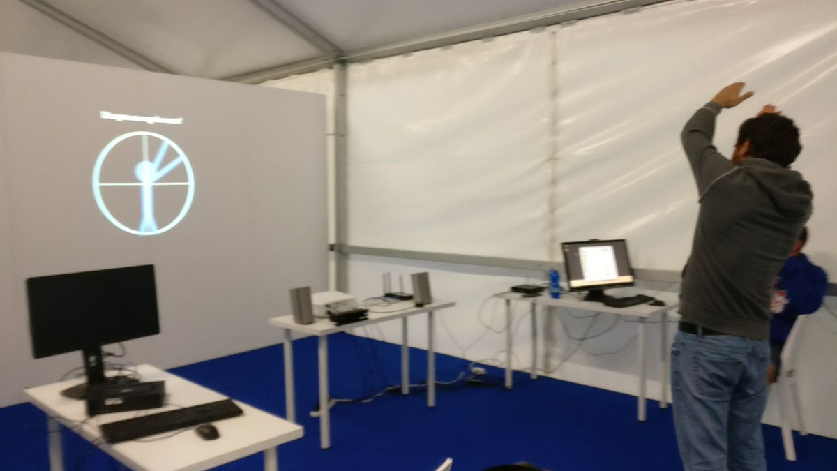 #fractions, #angle using #bodymoviments <a href="/BergamoScienza/">BergamoScienza</a> whith <a href="/IITalk/">IIT</a> and <a href="/DeAScuola/">Deascuola</a>