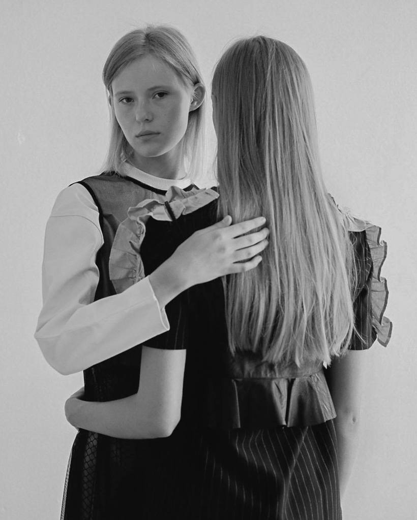 FotodesignBcn's tweet photo. Fotografía de @andreavalco ex alumna de #Fotodesignbcn 🌹
.
.
.
#photography #models #girls #fashionschool #students #shot #editorial #fashi… https://t.co/1duFVqMHVu