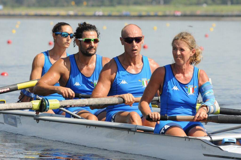 canottaggio1888's tweet photo. Medaglia del giorno cap.1: Il 4con PR3Mix bronzo a #Sarasota #Italiateam #coninews #wrchamps #wrch2017 #rowing #canottaggio #CIPnotizie https://t.co/sAdwNvGIAh