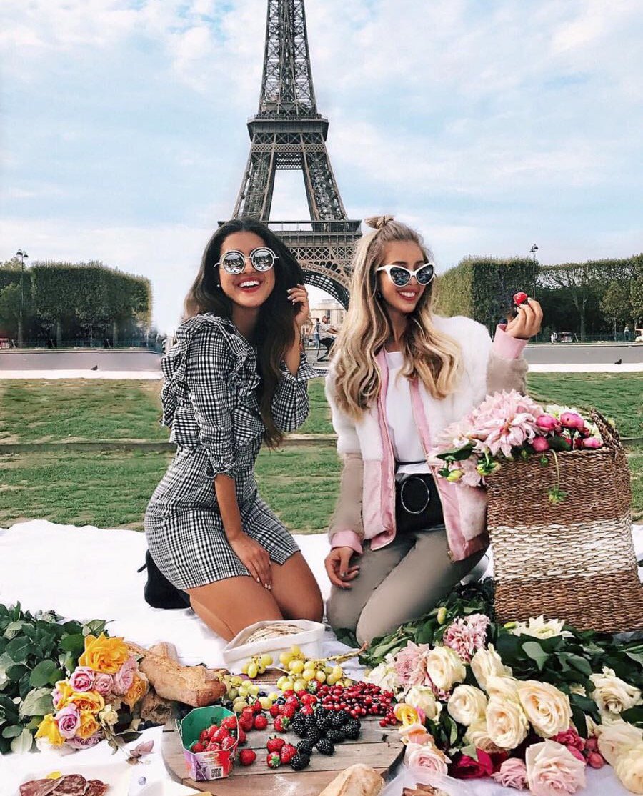CheymaFashion's tweet photo. On wednesday, we wear pink! Embrace the whimsicality that has always been inside you and show it off with pink! 🌸 https://t.co/tRe4CgVLdI