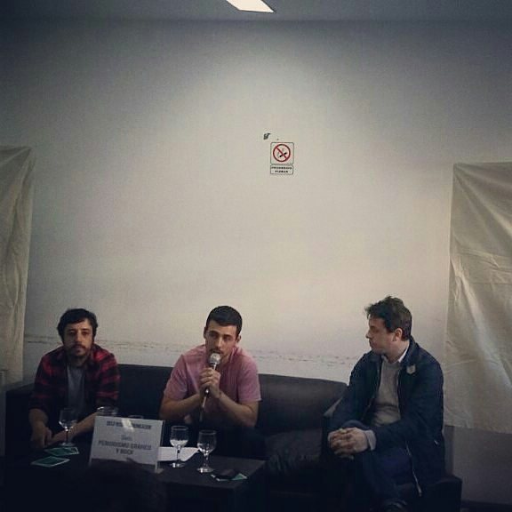 pqbtv's tweet photo. Así pasaba la 2da jornada de #RockYComunicación de la mano de @santitorres (@BillboardArg) y @Juan_Barberis (@supleno)

#PeriodismoDeRock https://t.co/M2wYyE06Nq