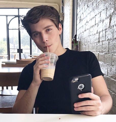 JinLovefroy's tweet photo. Lovely man 。^‿^。
#FroyGutierrez #FroyIsAmazing #ฝรั่งหล���อบอกต่อด้วย #ฝรั่งหล่อคือพ่อของลูก https://t.co/7KoawIdtQ7