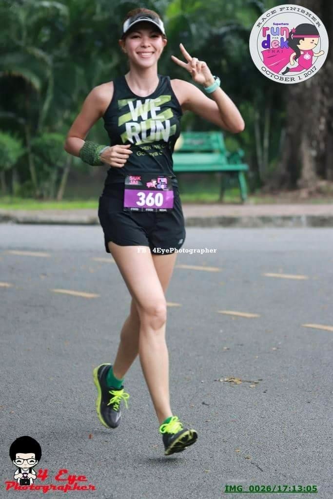 GolanyaS's tweet photo. Run for Dek Thai

ใครก็ได้ ช่วยแนะนำท่าโพสต์ใหม่ๆตอนถ่ายรูประหว่างวิ่งที

#runfordekthai2017 #LansExercise #Run #minimarathon https://t.co/fBIJUoZ4Lv