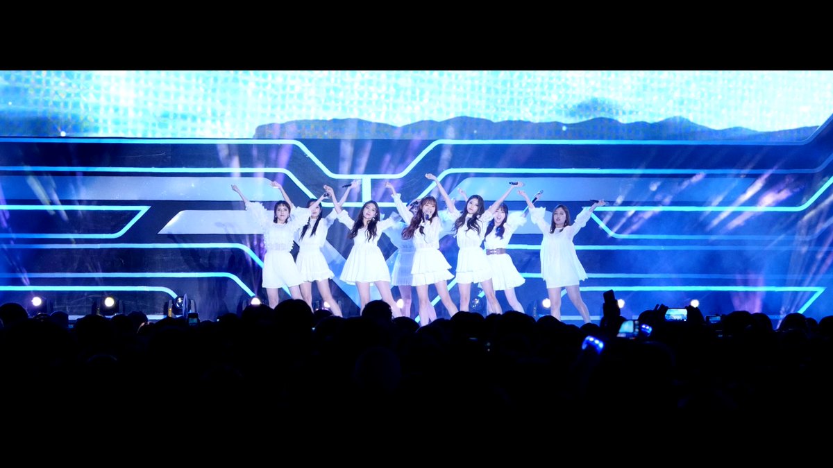 170930 #러블리즈 #LOVELYZ _ #TakeMeSomewhere _ 무대 직캠 Stage FanCam _ #피버페스티벌 #FeverFestival #서울광장 #SeoulPlaza
youtube.com/watch?v=TxNi_z…