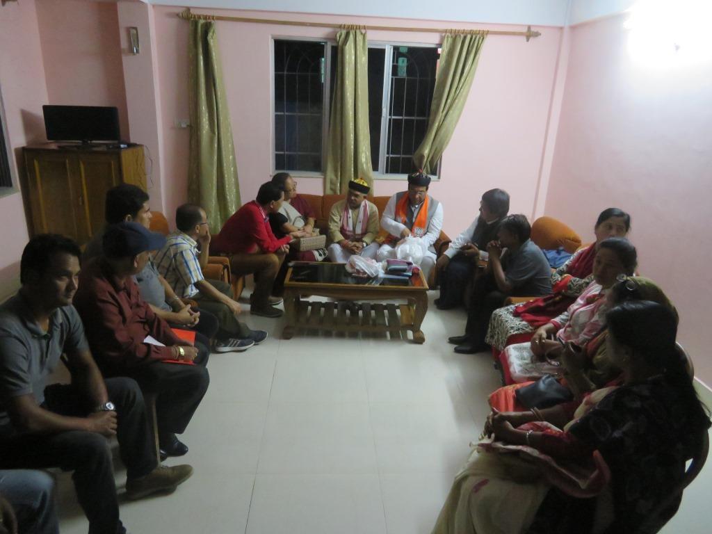 DilipGhoshBJP's tweet photo. Courtesy meeting with the representatives of "Gorkha Janmukti Morcha".

#DarjeelingTour https://t.co/VJFktXAMWC