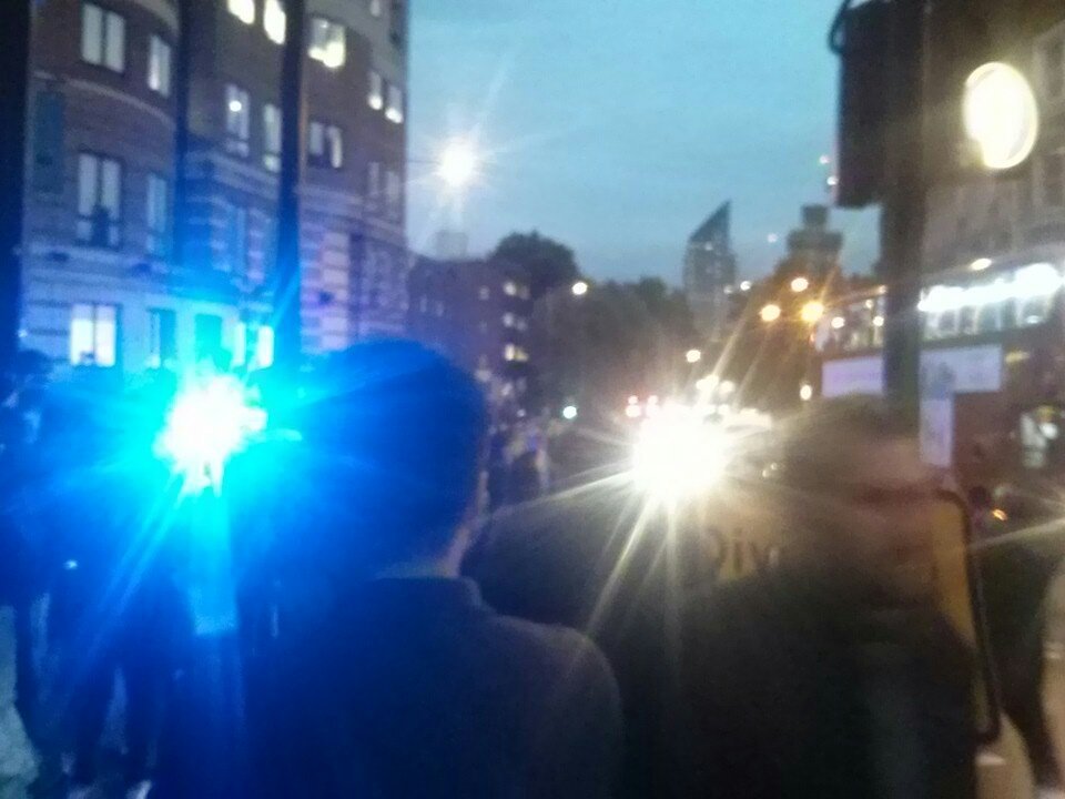 JuliaRampenMM's tweet photo. Angel Tube cordoned off, traffic chaos https://t.co/K2zbLc802r
