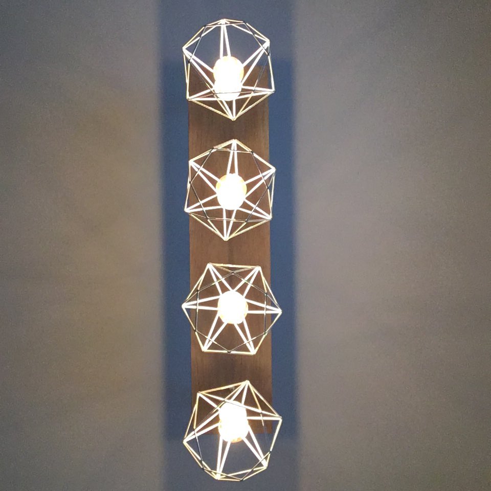 SEGarrod's tweet image. Stunning bespoke light fitting by @MrJDesignStudio at my Mum's new house #interiordesign #statementlighting #design