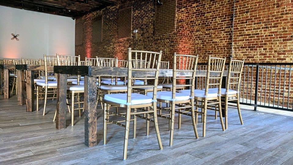 PPPalaceRentals's tweet photo. Tables, Chairs, & Uplighting for Wedding Reception on 9.22.2017 at Reality on Monroe!! #palaceevents #palaceevent #palaceeventswedding https://t.co/9uk1Xh5viQ